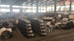 不銹鋼彎頭車間